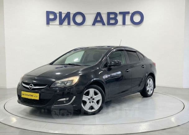 Opel Astra — фото 1