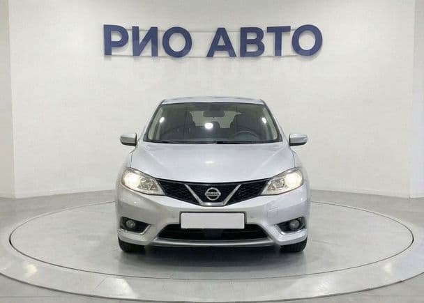 Nissan Tiida — фото 3