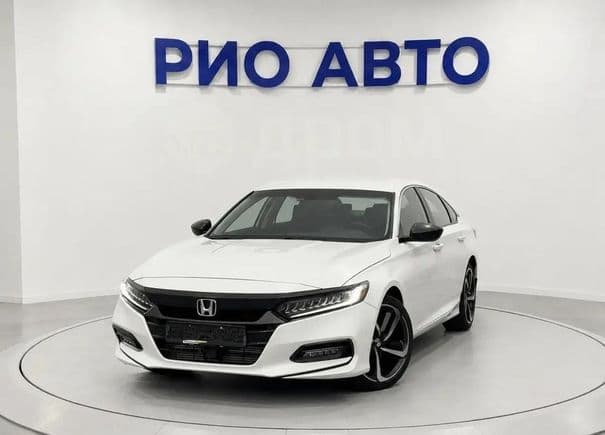 Honda Accord — фото 1